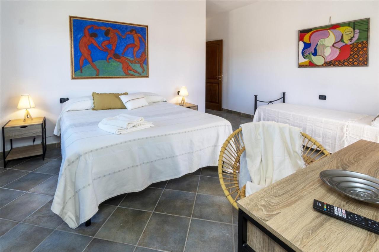 Villa La Maison D'Anna Maria - Lt - Pms Casevacanze Олбия Екстериор снимка