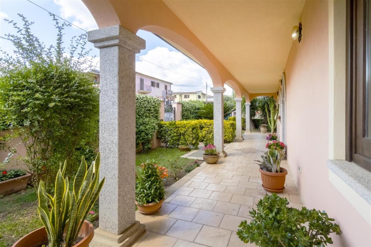Villa La Maison D'Anna Maria - Lt - Pms Casevacanze Олбия Екстериор снимка